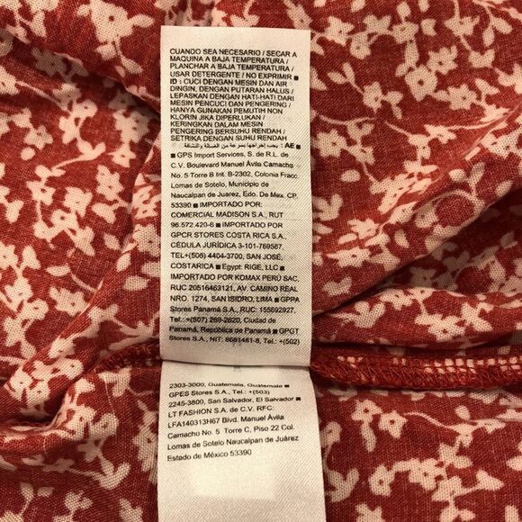 Old Navy Red Floral Blouse Size M - Picture 7 of 7